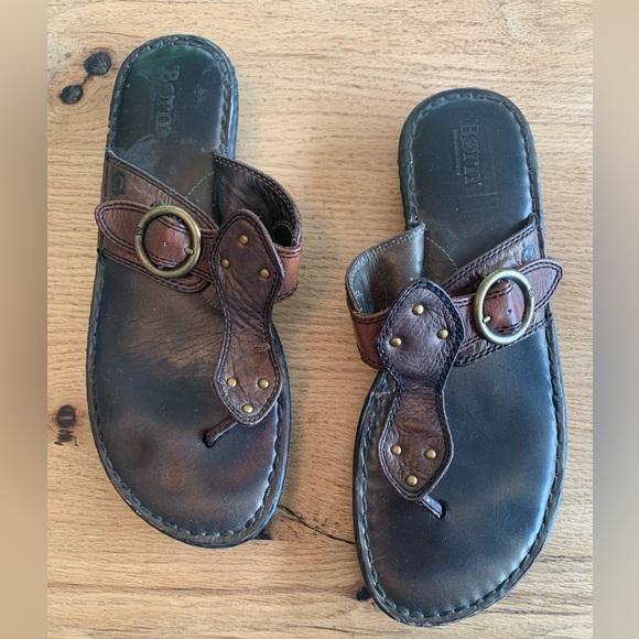 Born Leather Sandals Brown Buckle Toe Strap Women’s 10 Cushioned Sole Preloved‎ - Picture 1 of 7